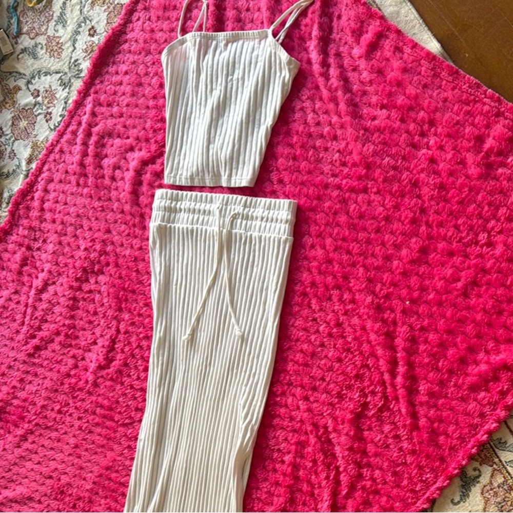 White Ribbed Jumpsuit with Sleeveless Design